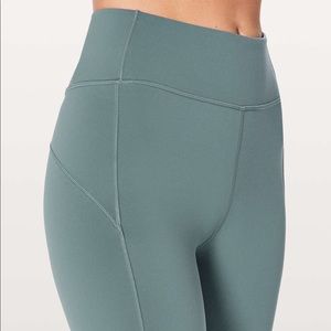 Lululemon In Movement 7/8 Tight *Everlux 2…